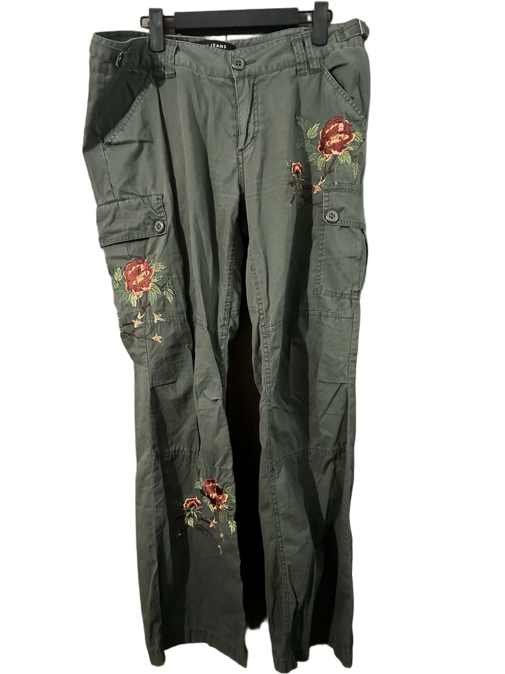 Le chateau Armor Jeans Olive Green Floral Embroidered Cargo Pants Size 11/12